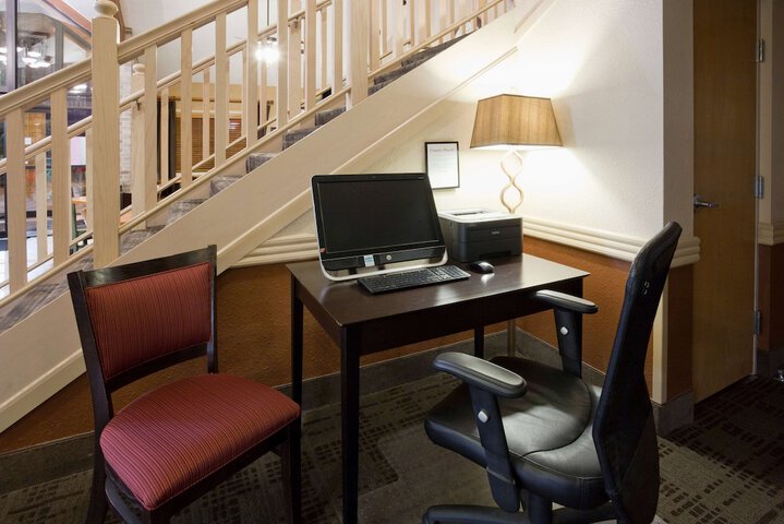 AmericInn by Wyndham Osceola