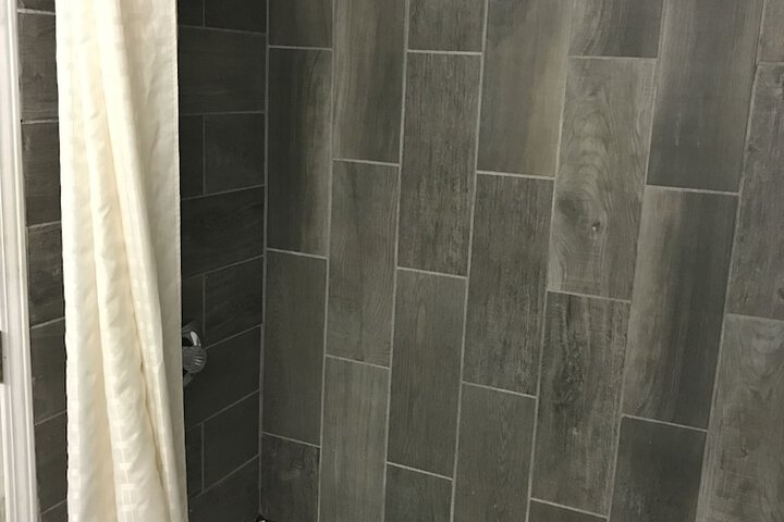 Room 8 of 26