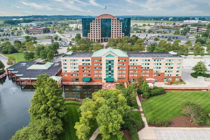 Elimwood Hotel a Ramada by Wyndham