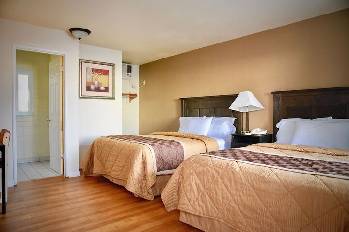 Room 27 of 30