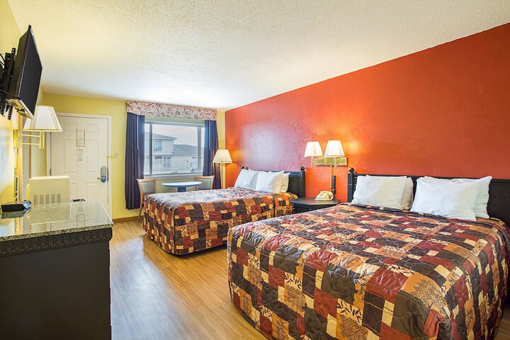 Room 17 of 27