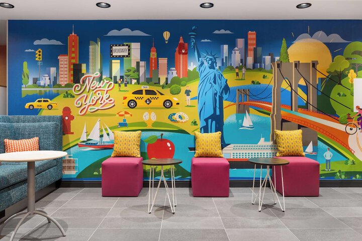 Hotel Interior 9 of 31