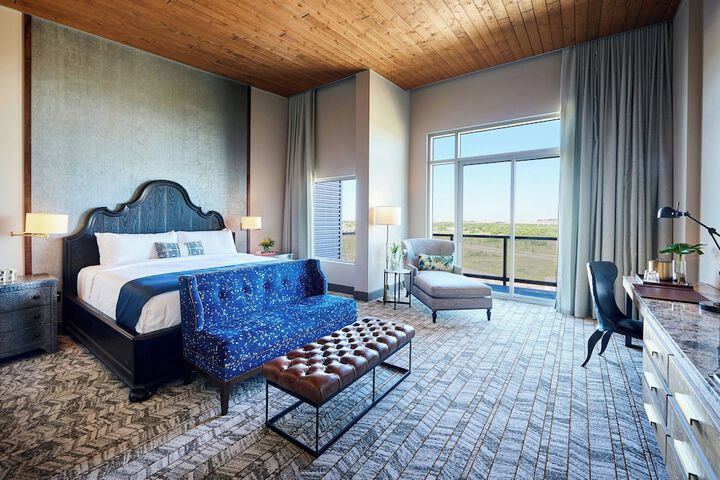 The Stella Hotel Autograph Collection