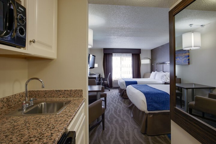 Room 19 of 39