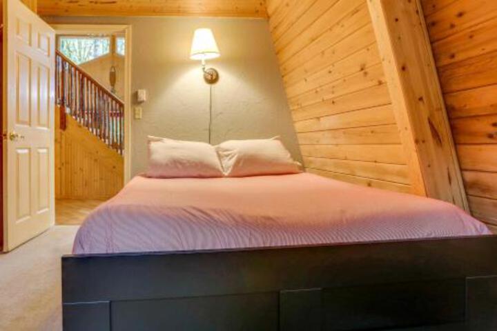 Red Stone Cabin