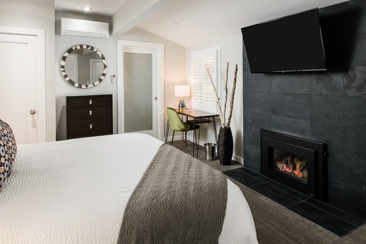 Room 21 of 68