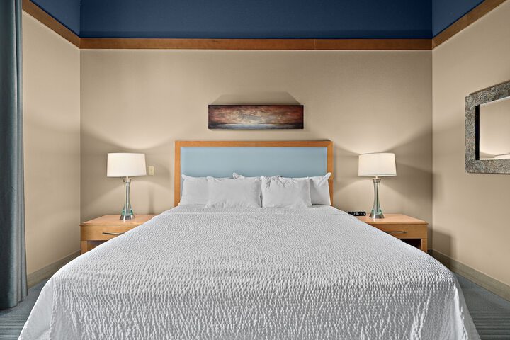 Room 32 of 82