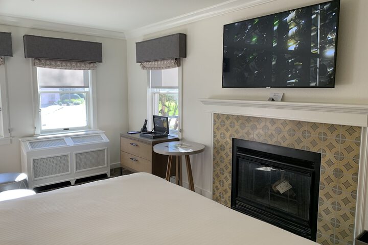 Room 49 of 172