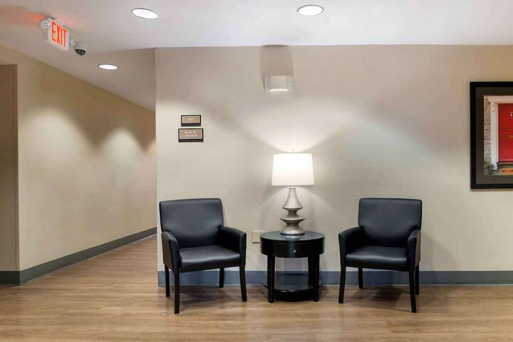 Hotel Interior 11 of 29