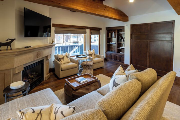 The Chateaux Deer Valley