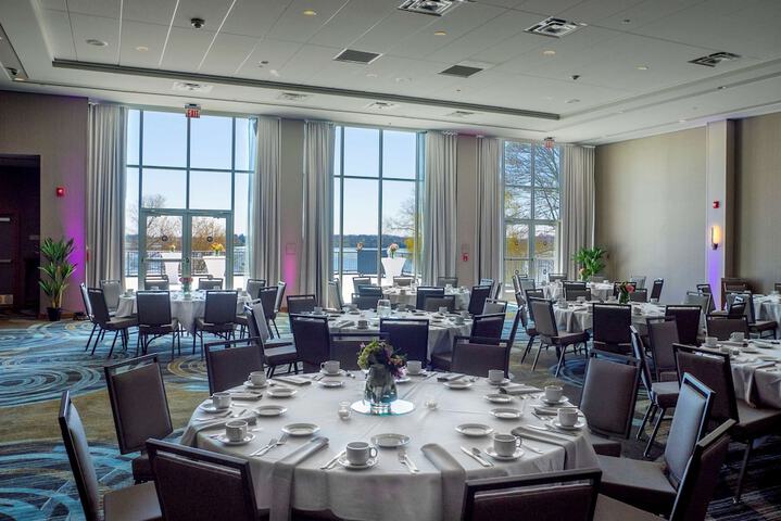 DoubleTree by Hilton Hotel Niagara Falls New York