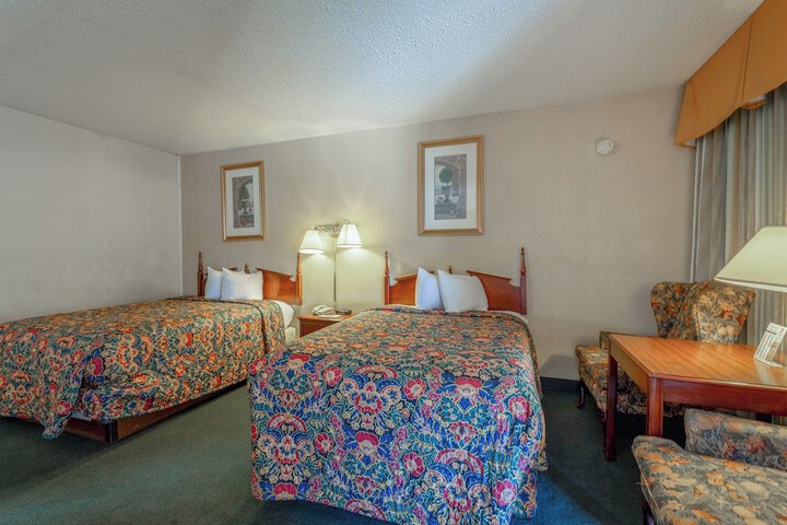 Room 22 of 68