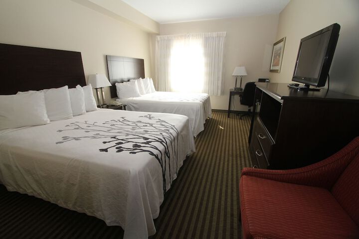 Room 12 of 34