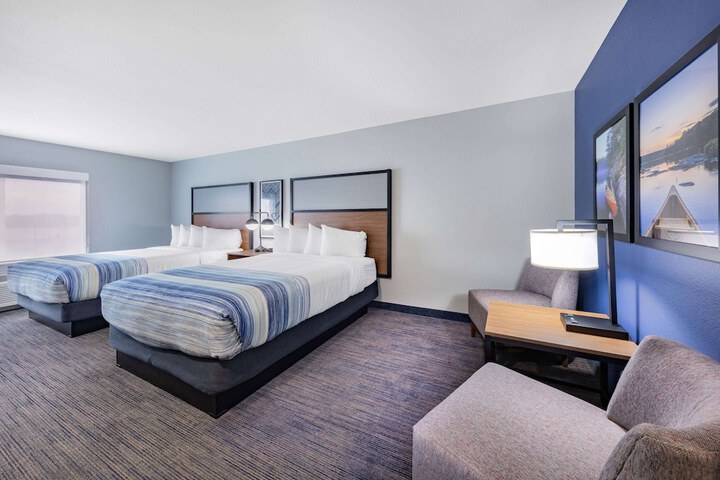 Room 21 of 53