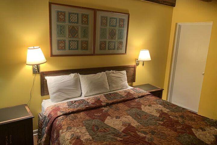Room 20 of 26