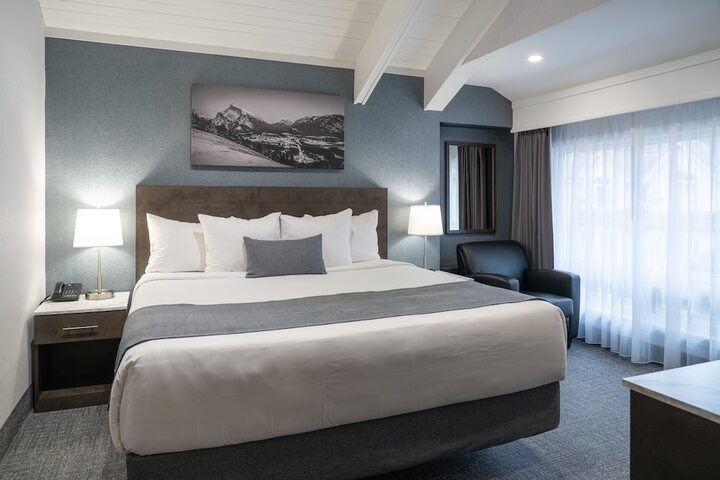 Room 48 of 60