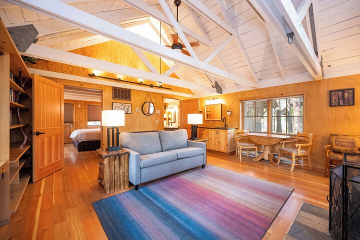 Sleeping Lady Mountain Resort & Spa