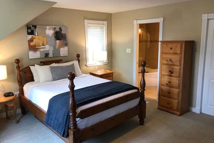 Room 16 of 69