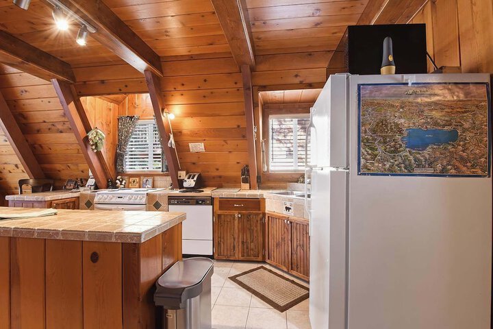 Beautiful Mountain Getaway