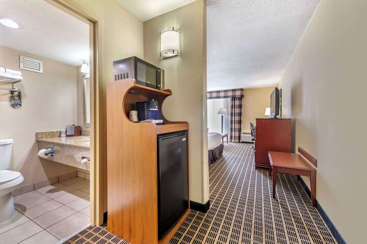 Room 22 of 50