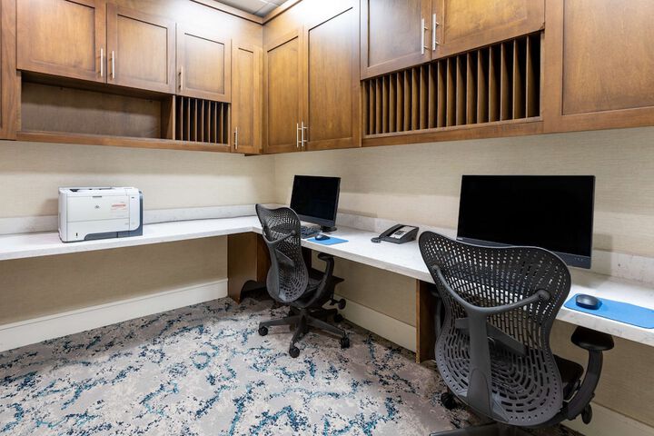 Hilton Garden Inn Roanoke