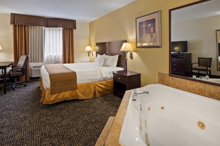 Room 15 of 31