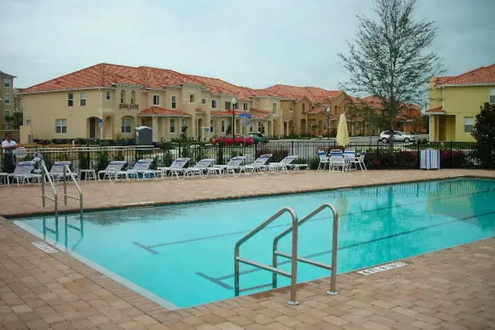 Alamo Vacation Rentals - Greater Orlando Area