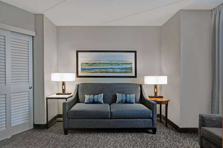 Room 32 of 54