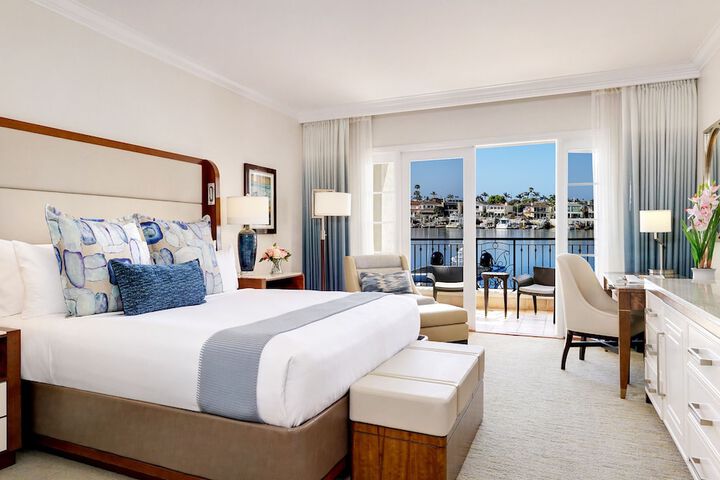 Balboa Bay Resort