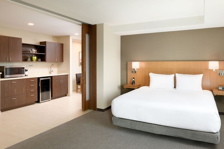 Room 40 of 63