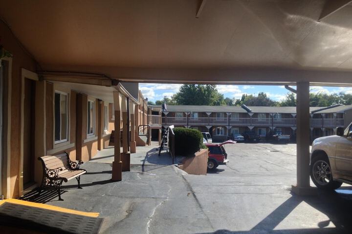 Property Grounds 51 of 51