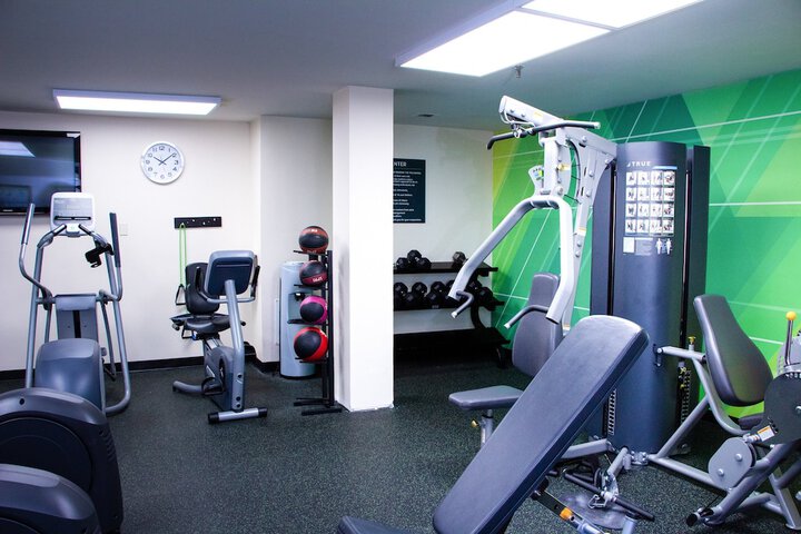 Holiday Inn Metairie New Orleans by IHG