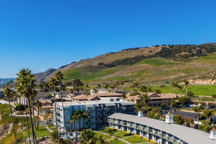 SeaCrest OceanFront Hotel