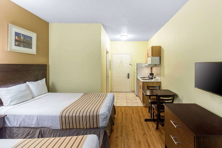 Room 31 of 33