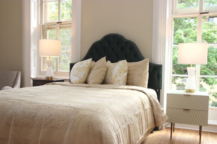 Room 18 of 22