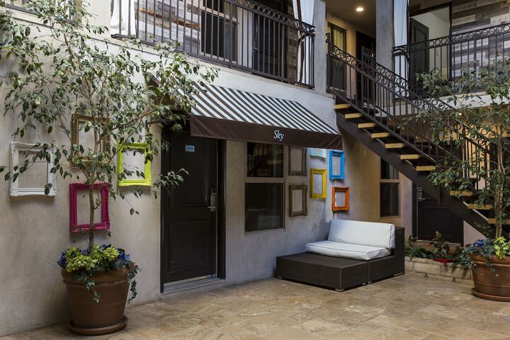 Hotel Exterior 64 of 66