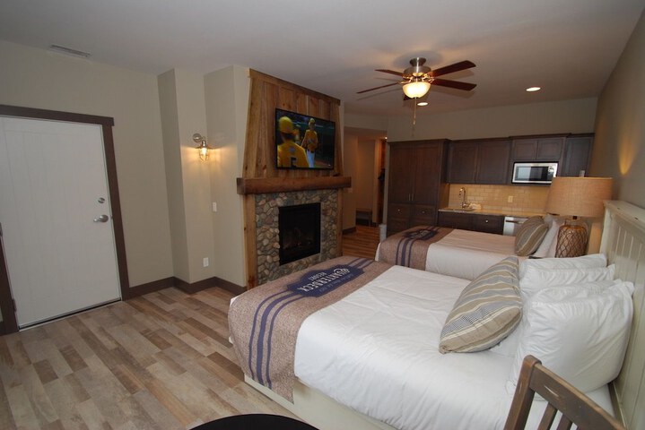 Room 71 of 230