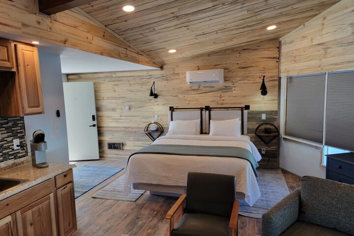Room 48 of 125