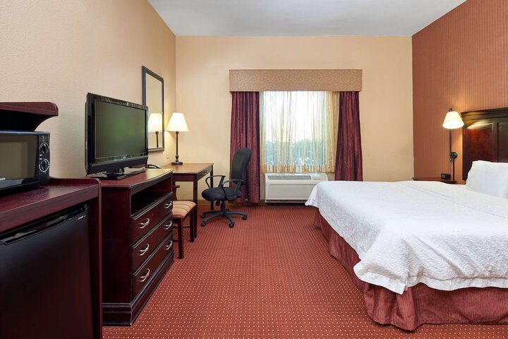 Room 18 of 33