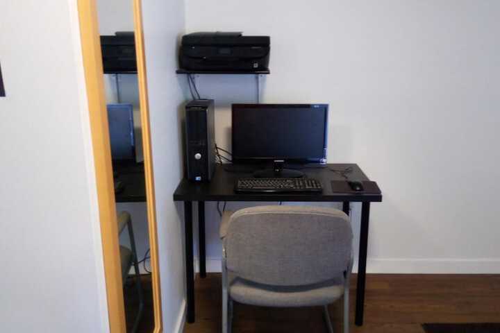 Business Center 57 of 62