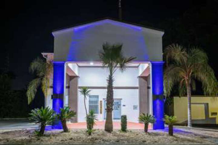 Hotel 6 of 156