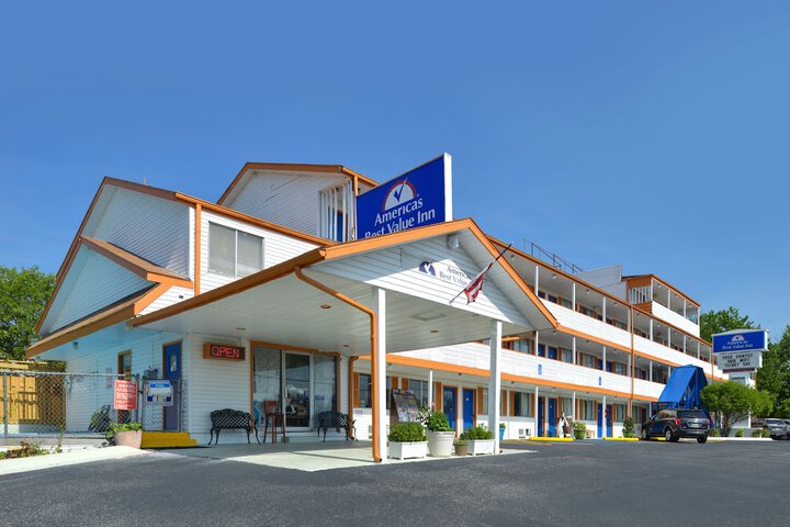 Hotel 4 of 24