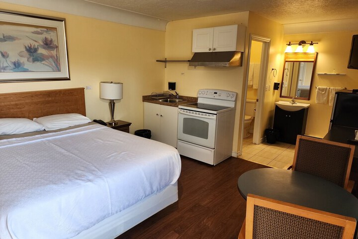 Room 62 of 85