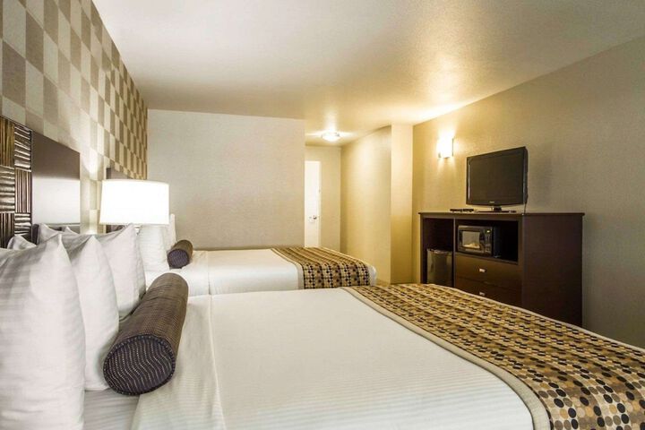 Room 42 of 53