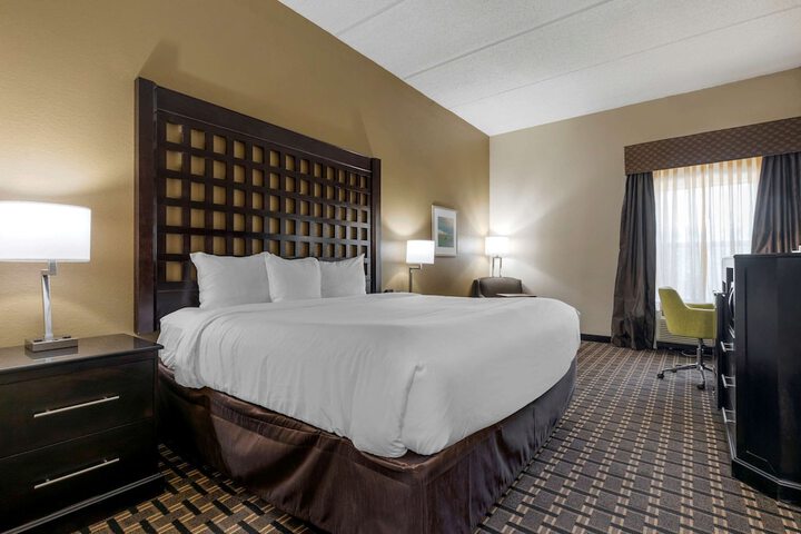 Room 21 of 29