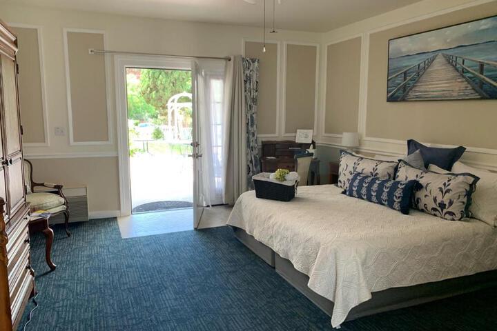 The Inn at Benicia Bay