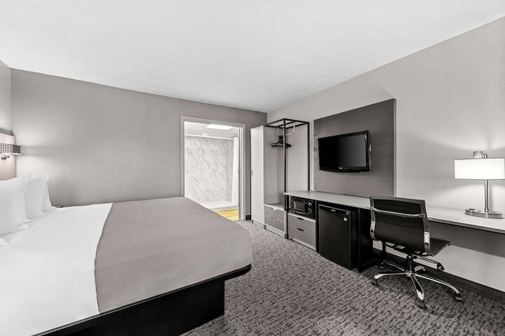 Room 16 of 55