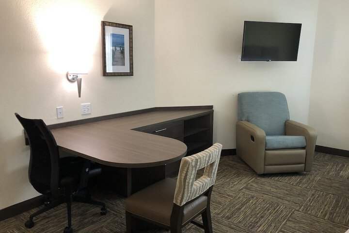 Room 47 of 74