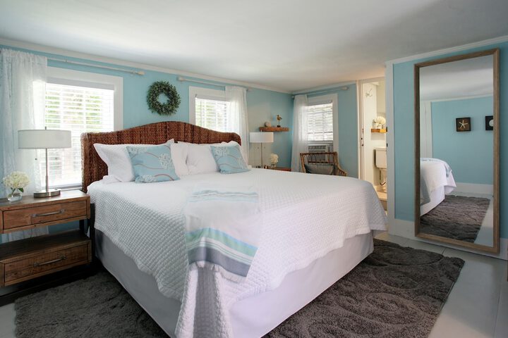 Room 15 of 61