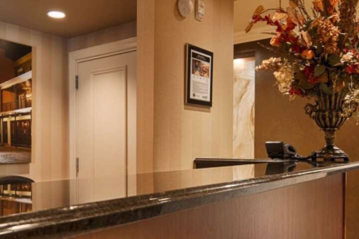 Hotel Interior 11 of 38